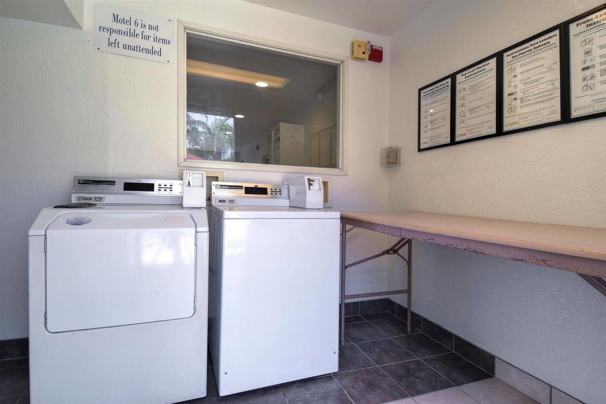 Motel 6-Jurupa Valley, Ca - Riverside West Eksteriør bilde
