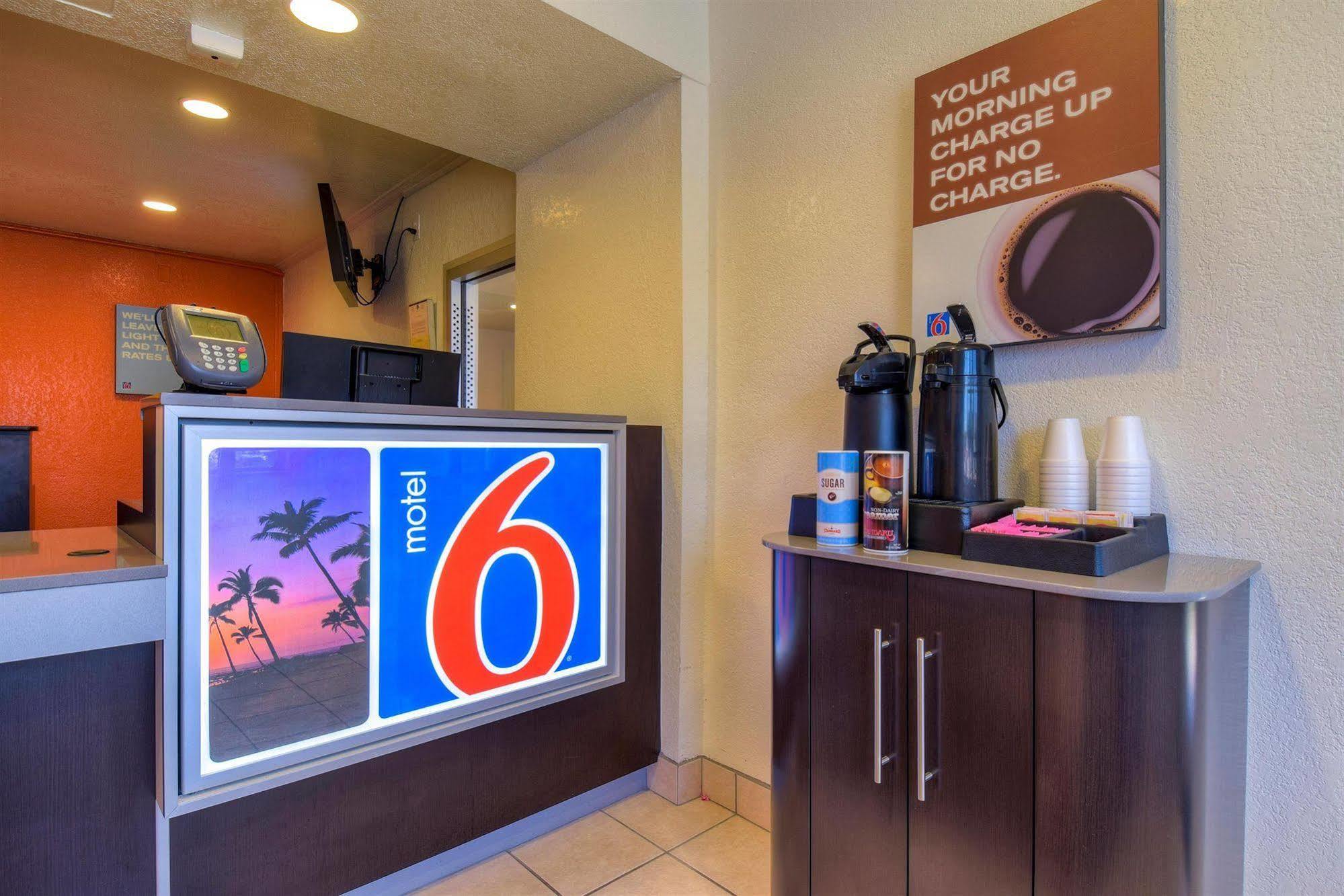 Motel 6-Jurupa Valley, Ca - Riverside West Eksteriør bilde