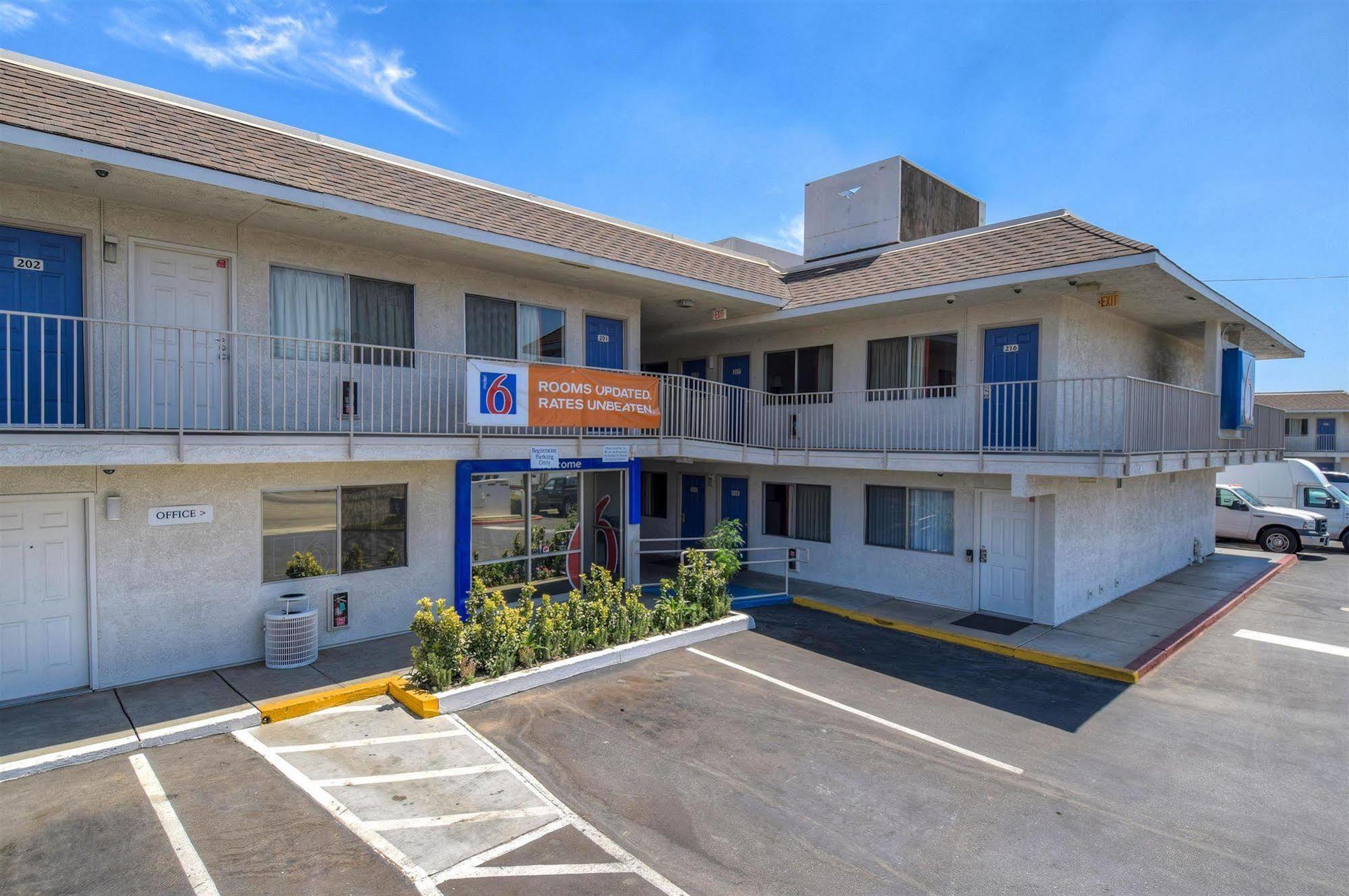 Motel 6-Jurupa Valley, Ca - Riverside West Eksteriør bilde